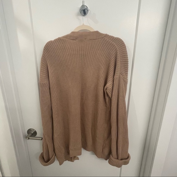 NWT Boohoo Plus Chunky Oversized Cardigan Tan Camel - Picture 4 of 5